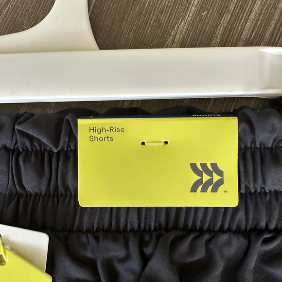 All In Motion High Rise Resort Shorts Pockets Drawstring Black Large - Picture 4 of 7